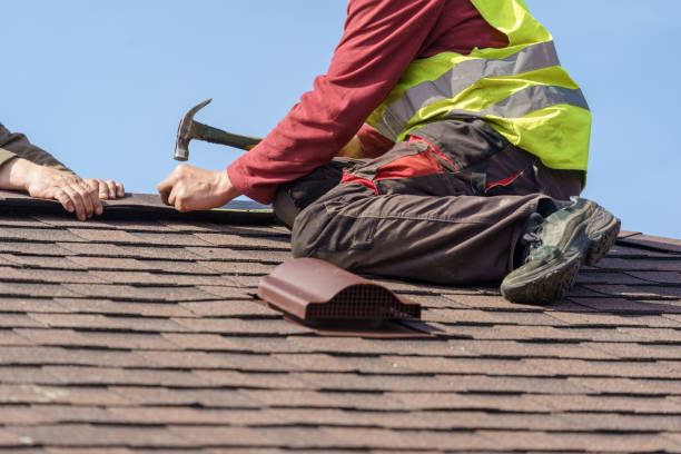 Best Emergency Roof Repair  in Canastota, NY